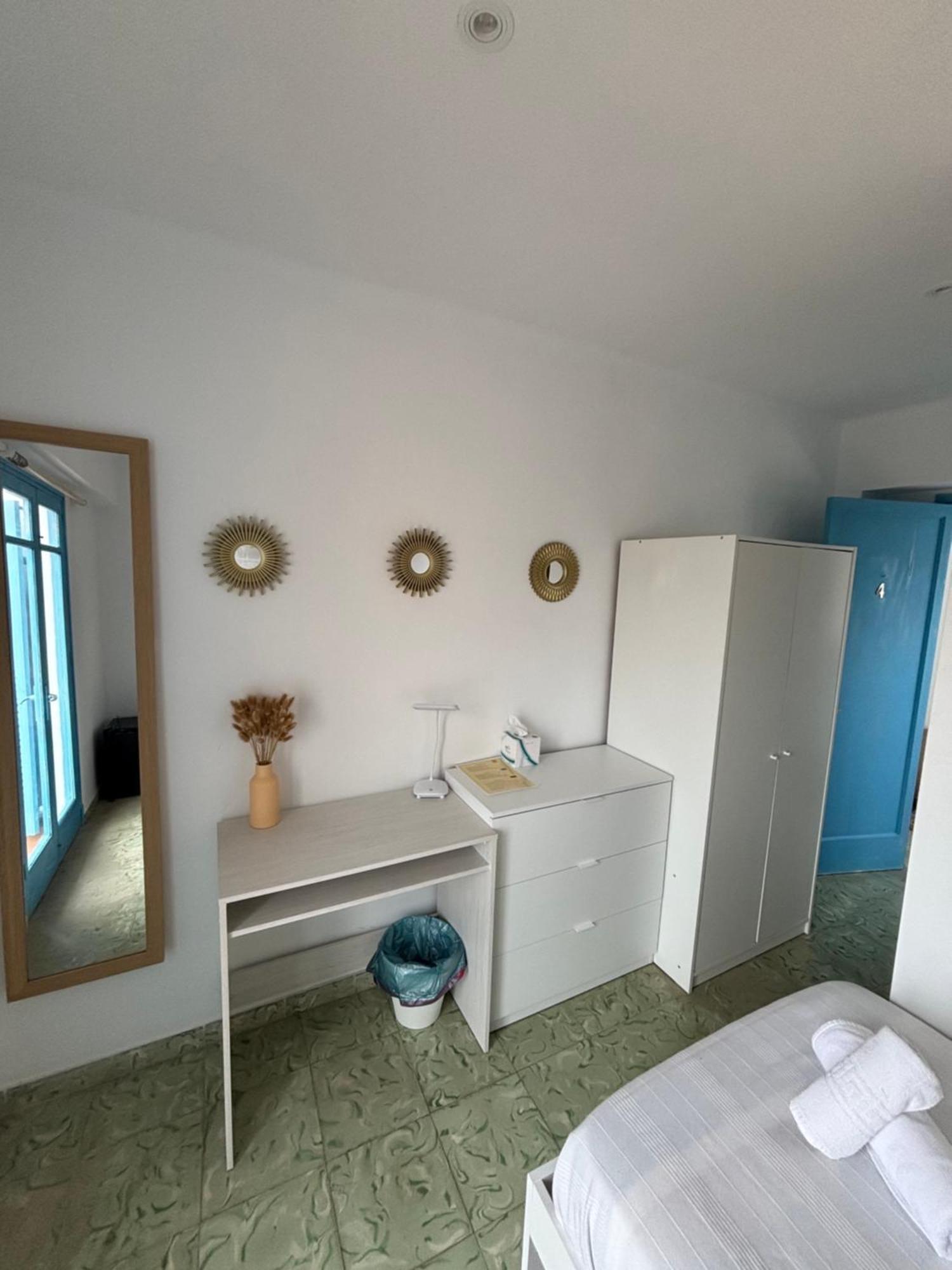 Hotel La Marina Ch Cala Figuera  Zewnętrze zdjęcie